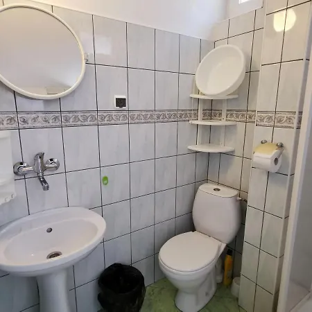 Pokoje Goscinne Maja Homestay Dzwirzyno