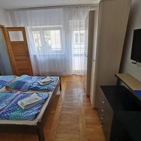 Pokoje Goscinne Maja Homestay *