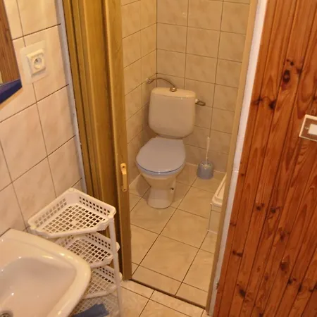 Pokoje Goscinne Maja Homestay Dzwirzyno